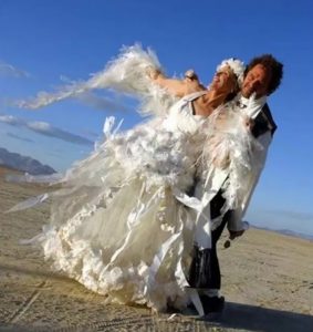 Dupa thrash the dress va arata ca noua